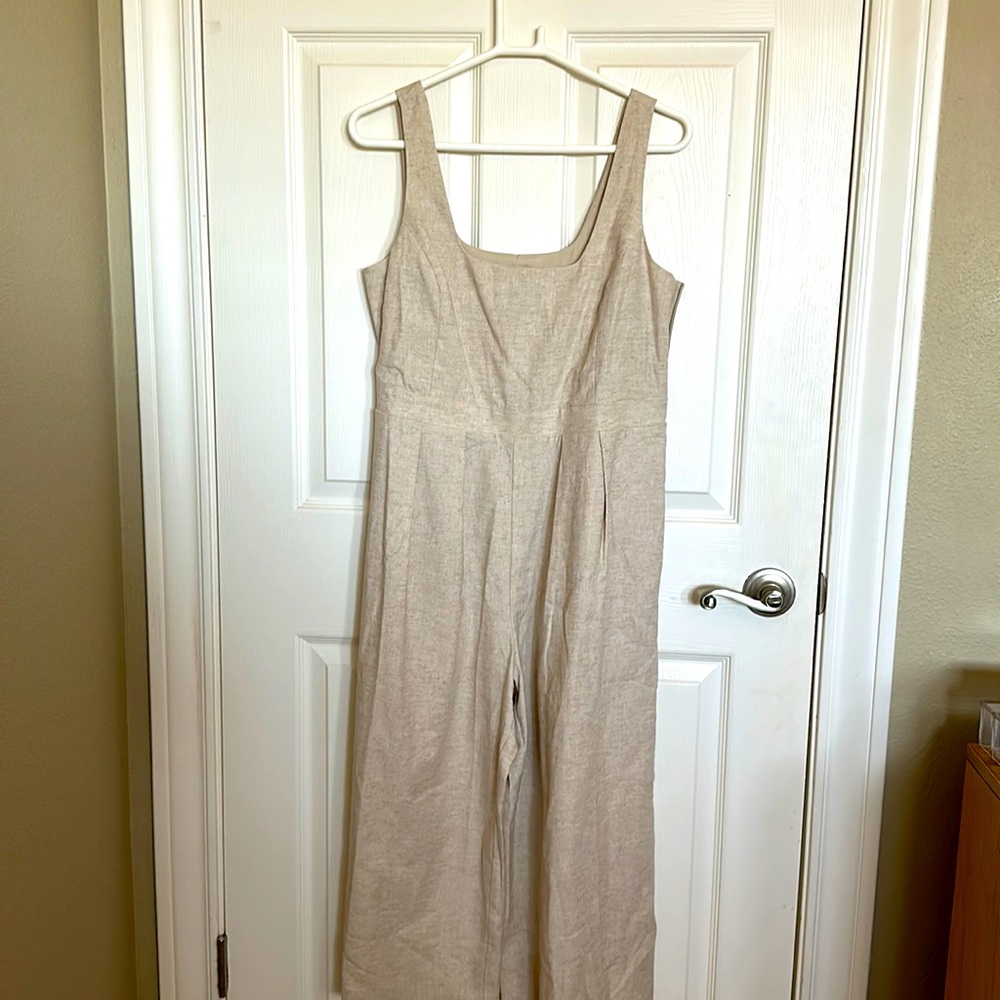 8p new with tags, cropped jumpsuit